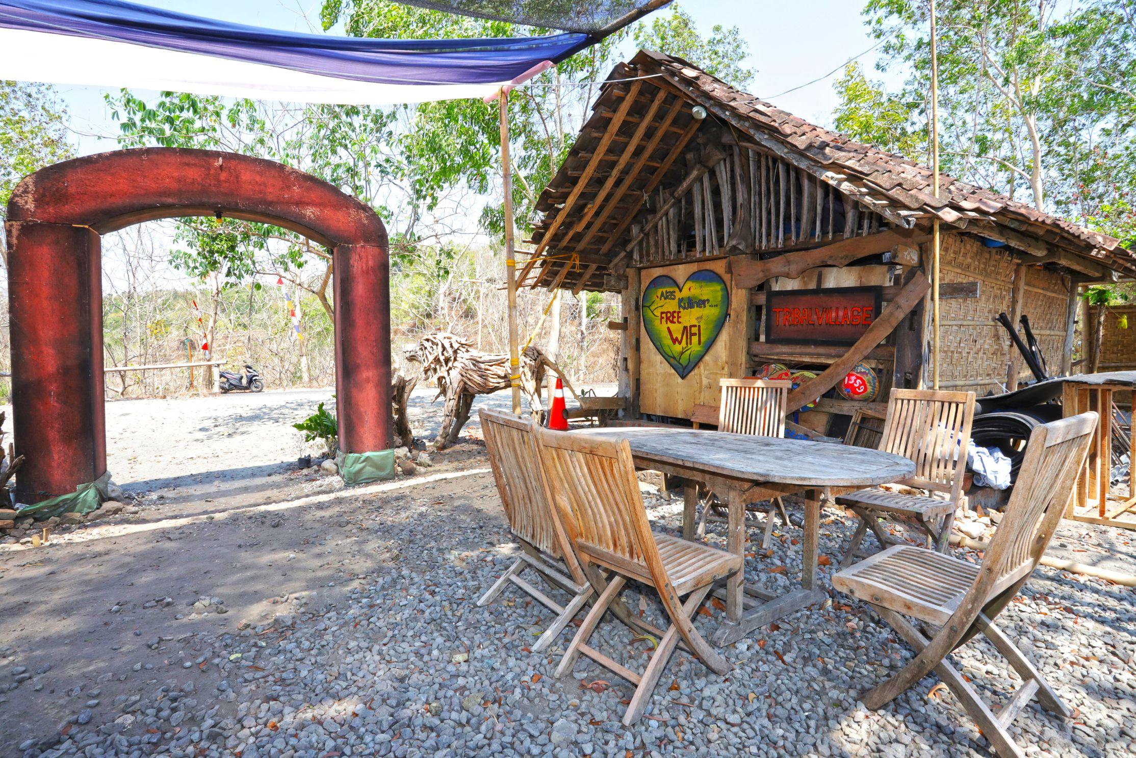 Newalaskuliner & Homestaywatulumbung Kretek Extérieur photo