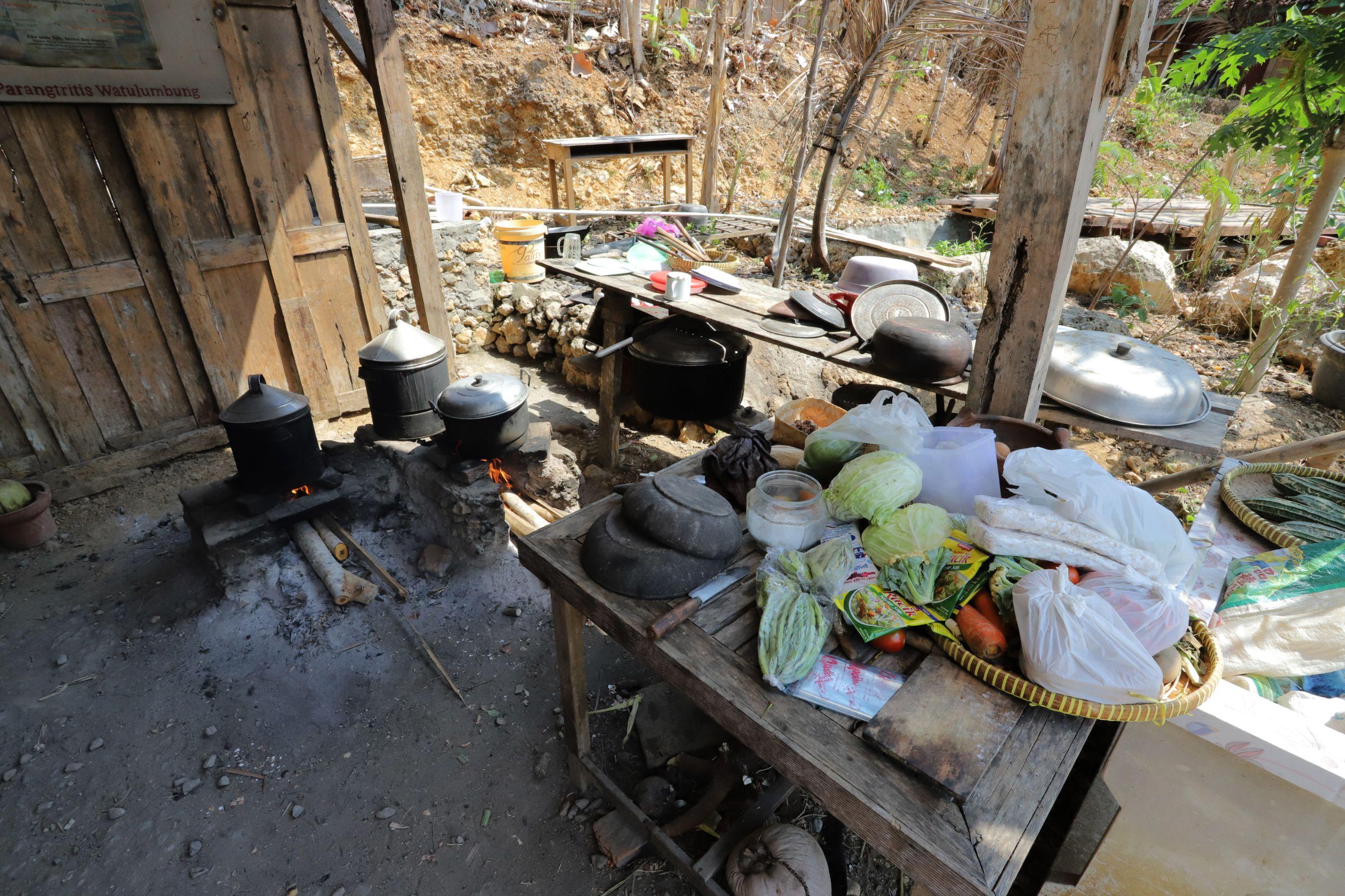 Newalaskuliner & Homestaywatulumbung Kretek Extérieur photo