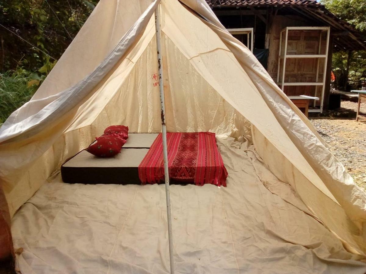Newalaskuliner & Homestaywatulumbung Kretek Extérieur photo