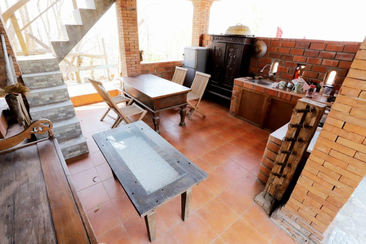 Newalaskuliner & Homestaywatulumbung Kretek Extérieur photo